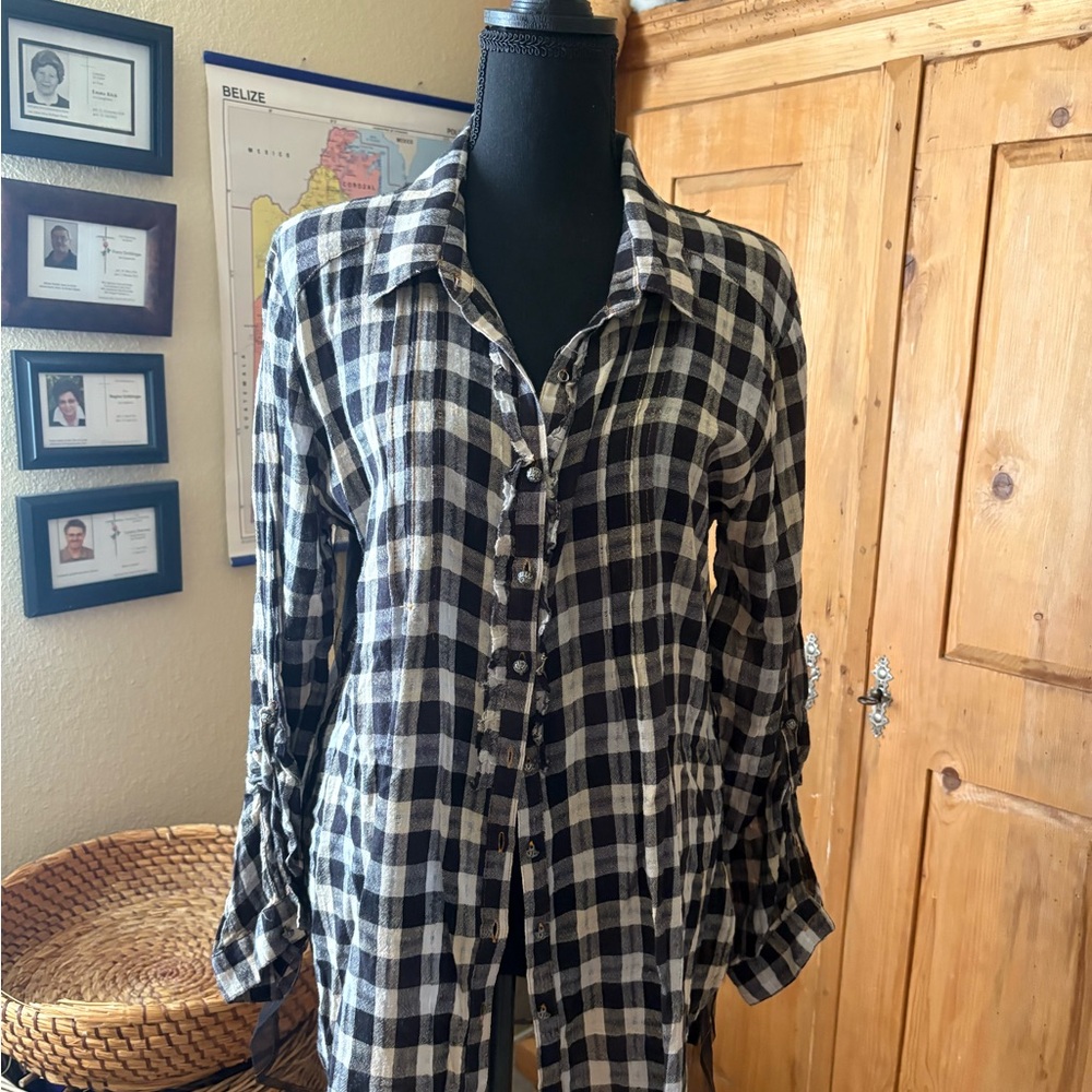 Aratta Black and White Checkered Shirt